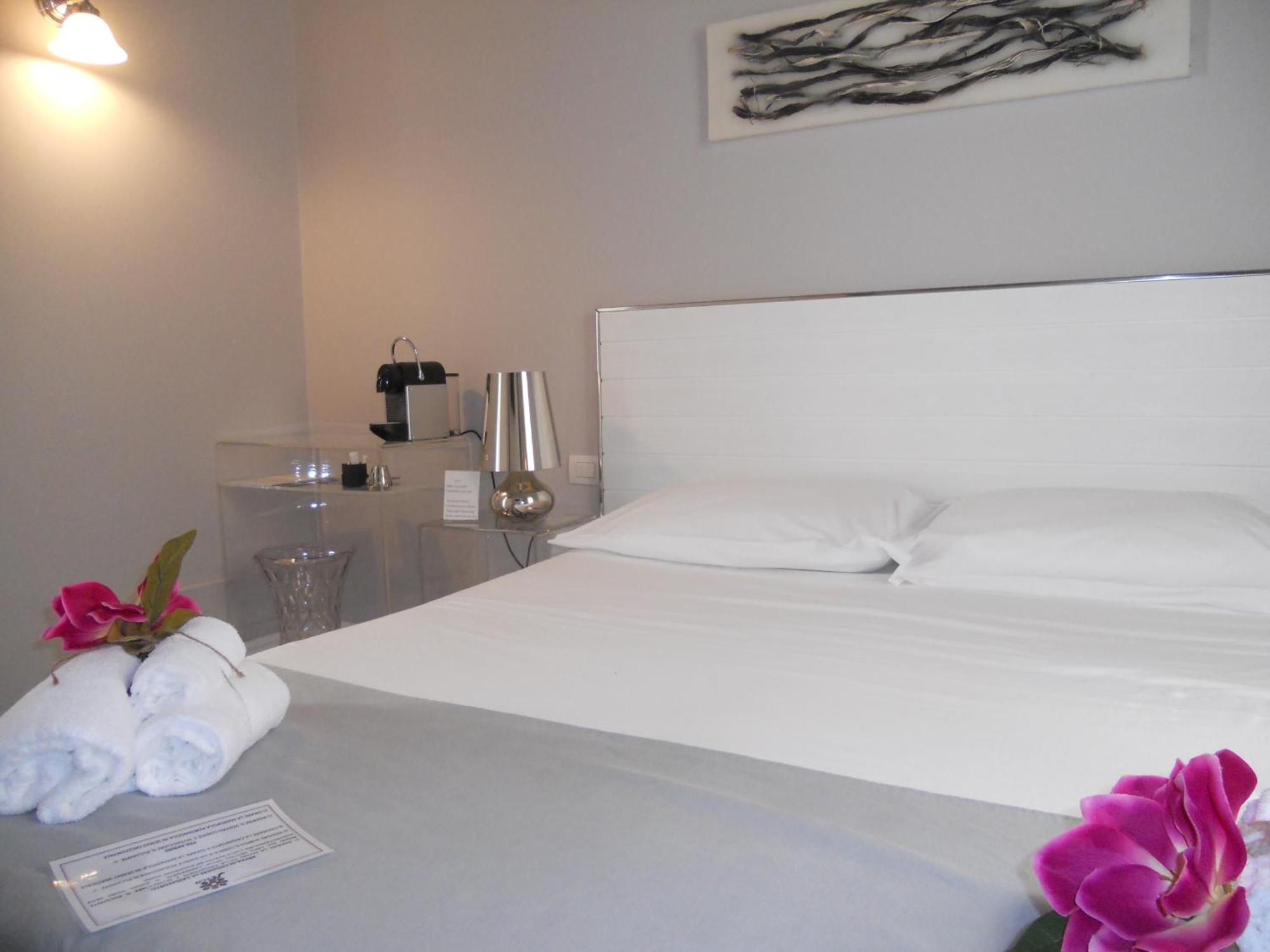 Arco' B&B Trani Cattedrale Номер фото