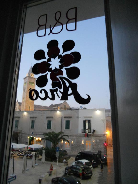 Arco' B&B Trani Cattedrale Номер фото